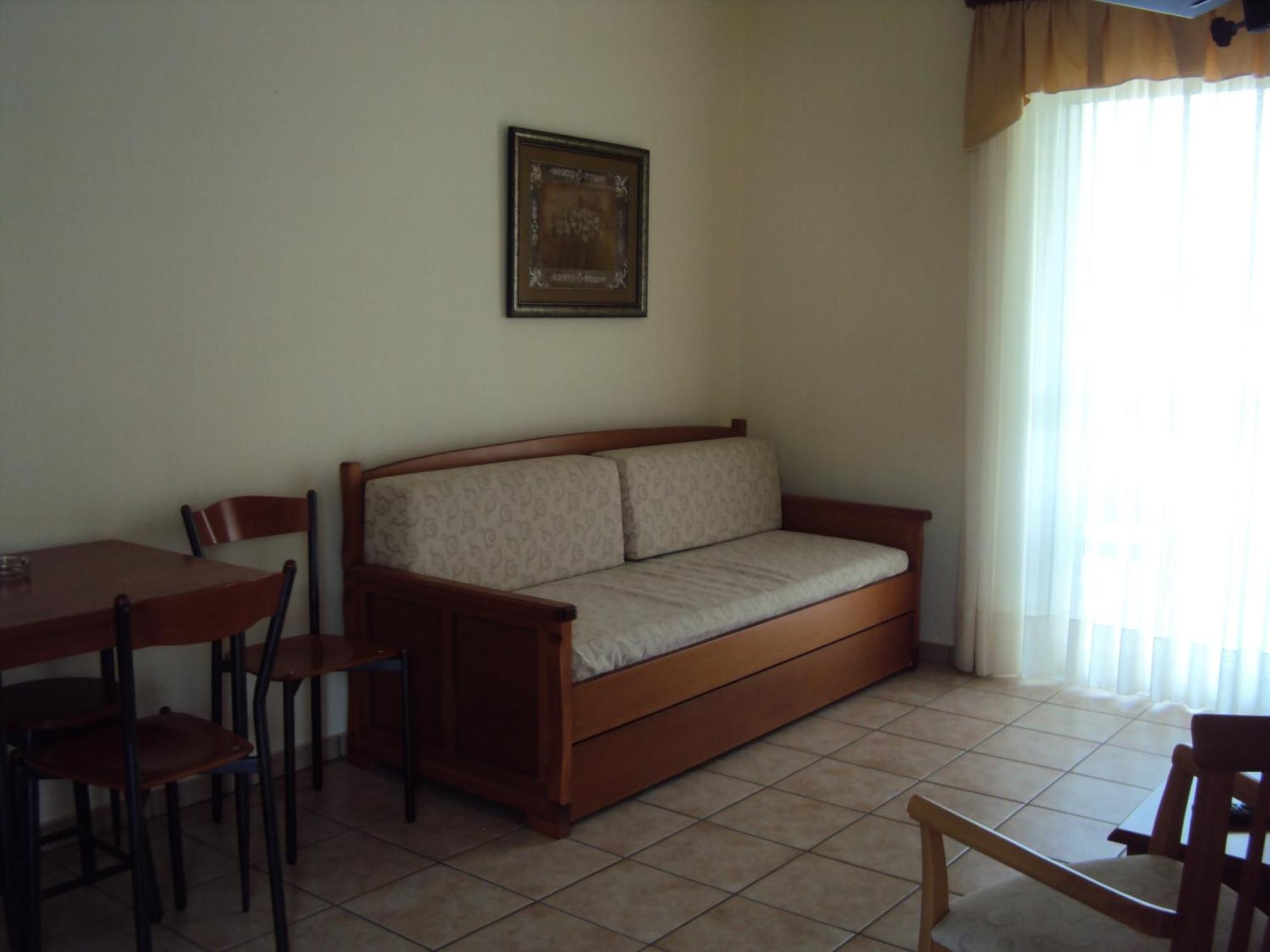 Amalia Aparthotel Palaiontsiflikion Bagian luar foto